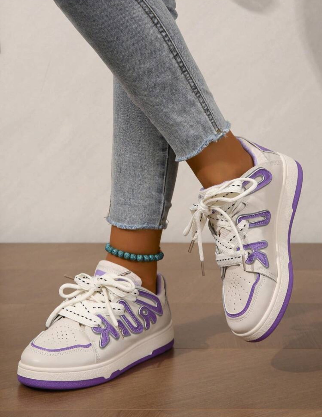 Tenis blanco con morado Talla 25/24