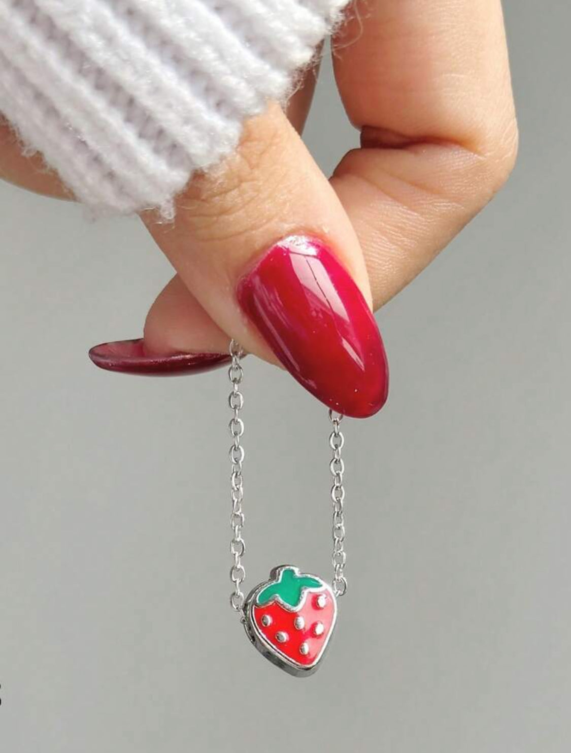 Collar de Fresa con Estuche Incluido