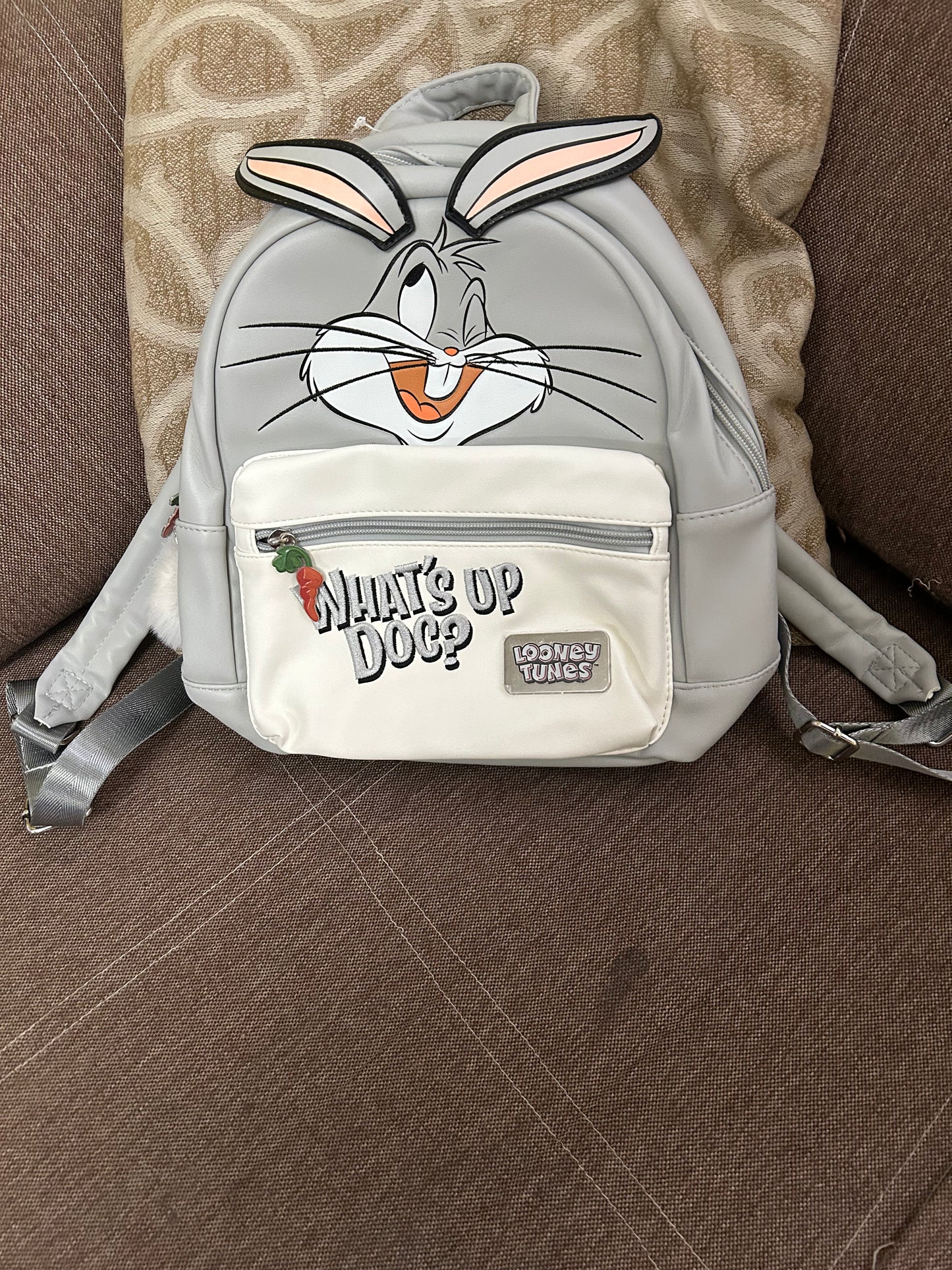 Mochila para niñas jooneys tunes , conejo