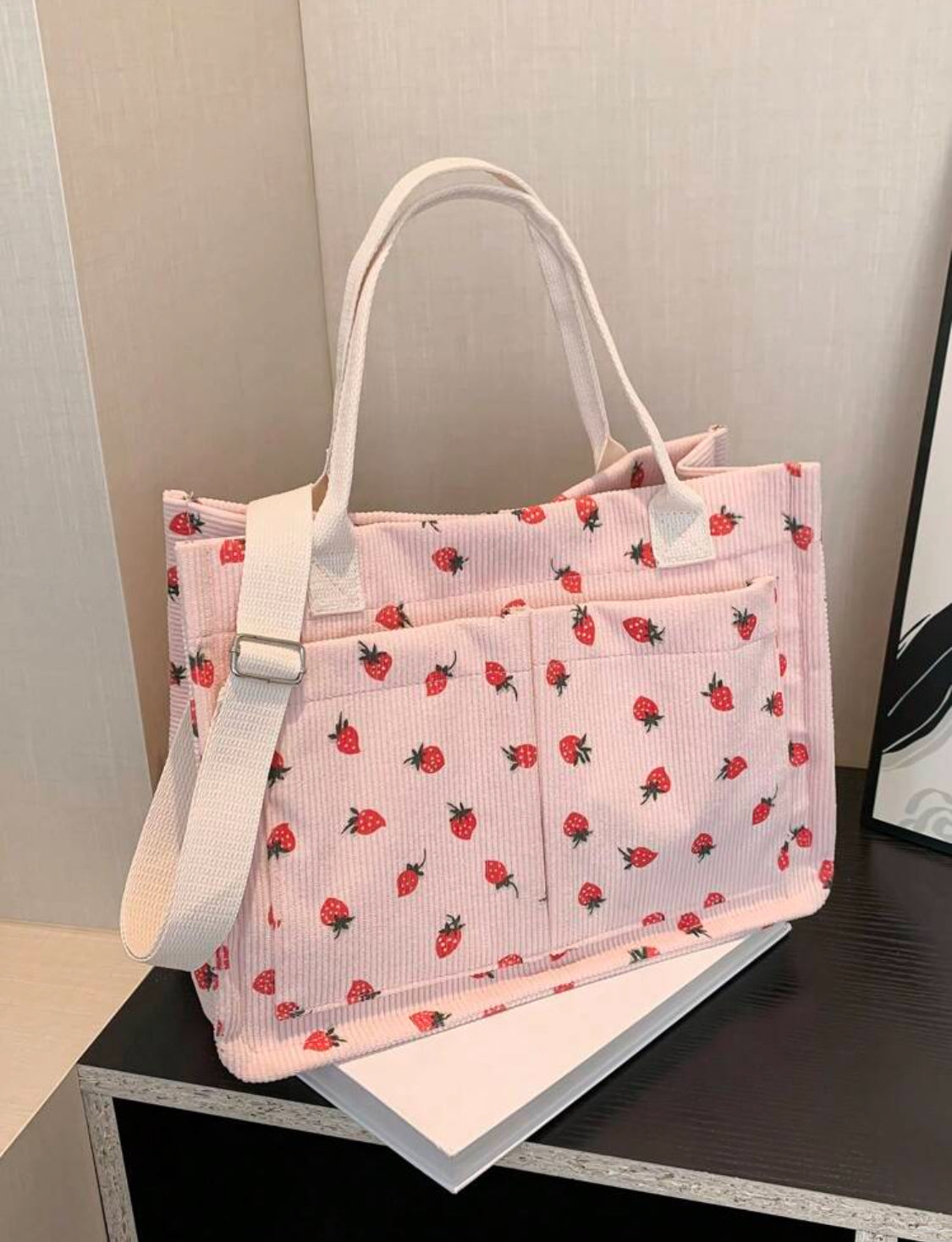 Bolsa Tote tipo morral Rosita Fresita Pink