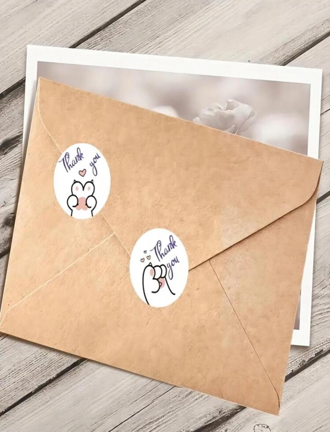 Rollo de Etiquetas de agradecimiento Huellitas de Michi (500 pzs) (2.5 cm)