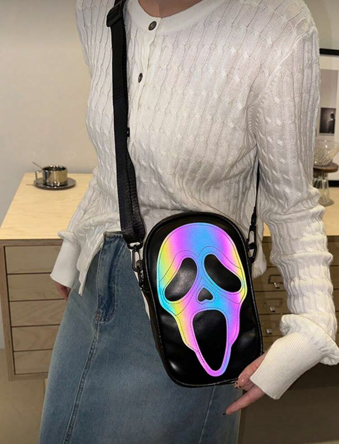 Crossbody Scream Black Tornasol