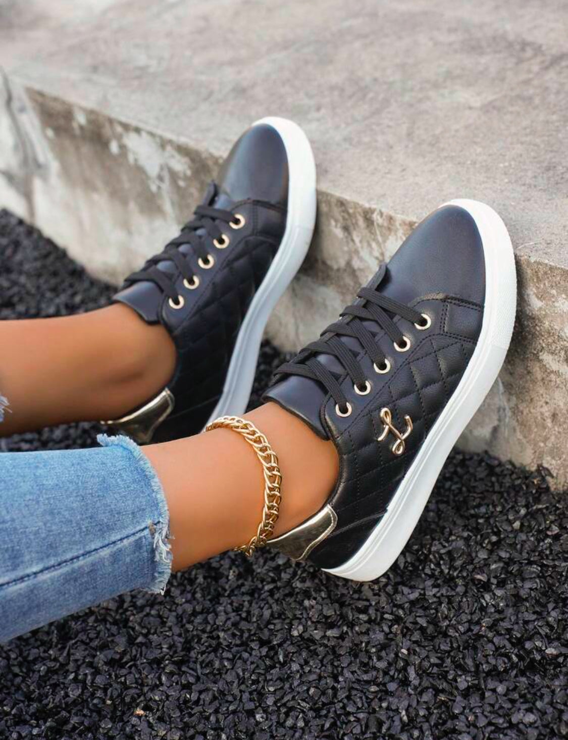 Tenis Casuales Negros Talla 25