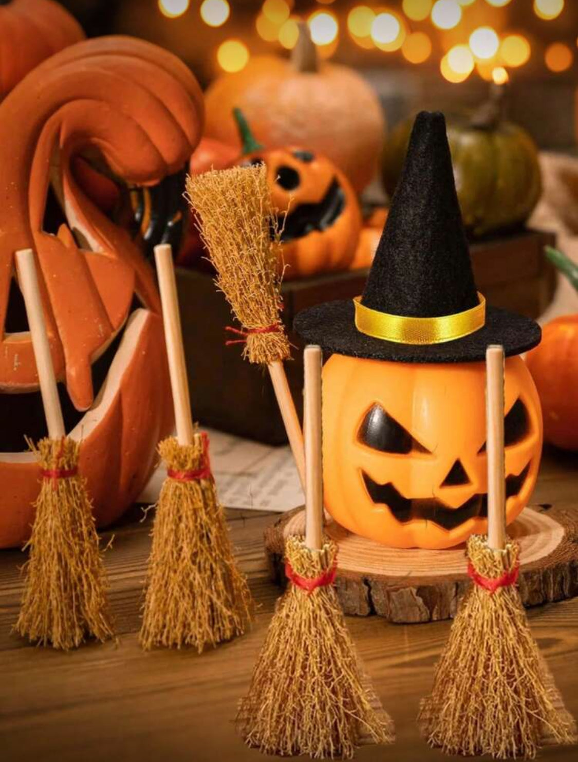 Mini Escobas Decorativas (4 pzs)