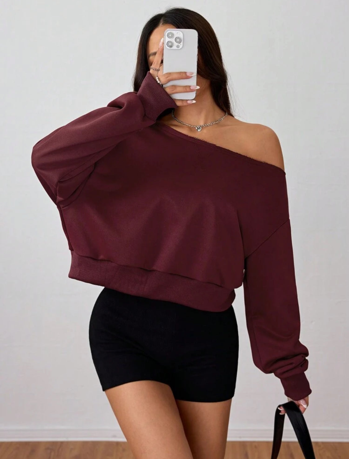 Sudadera hombro descubierto  Talla Mediana