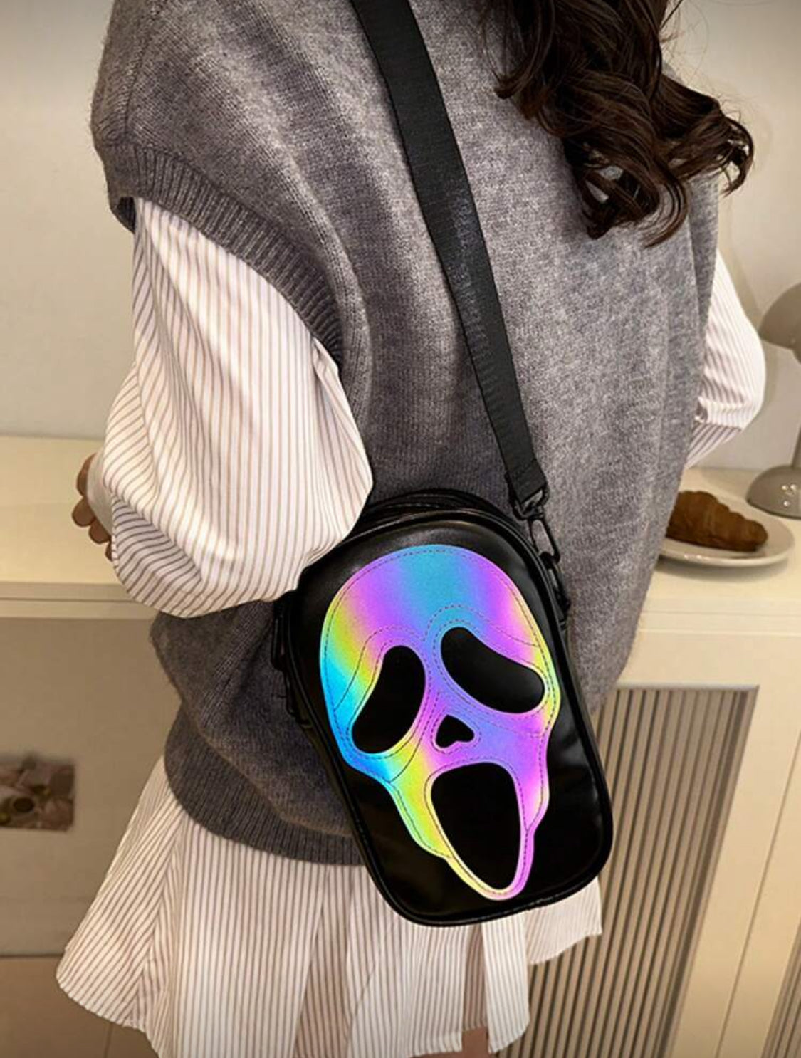 Crossbody Scream Black Tornasol