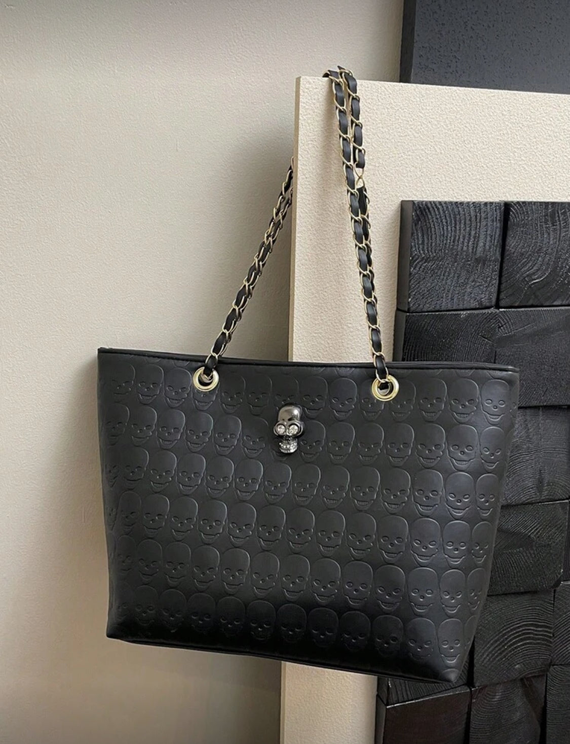 Bolsa de Mano Calavera con cadena