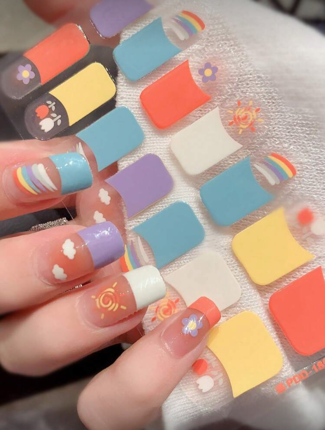 Stickers para Uñas Press On (14 pzs) 185 arcoíris