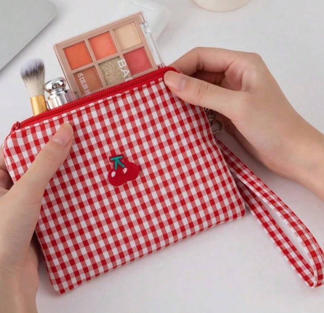 Mini Cosmetiquera Cherry 🍒