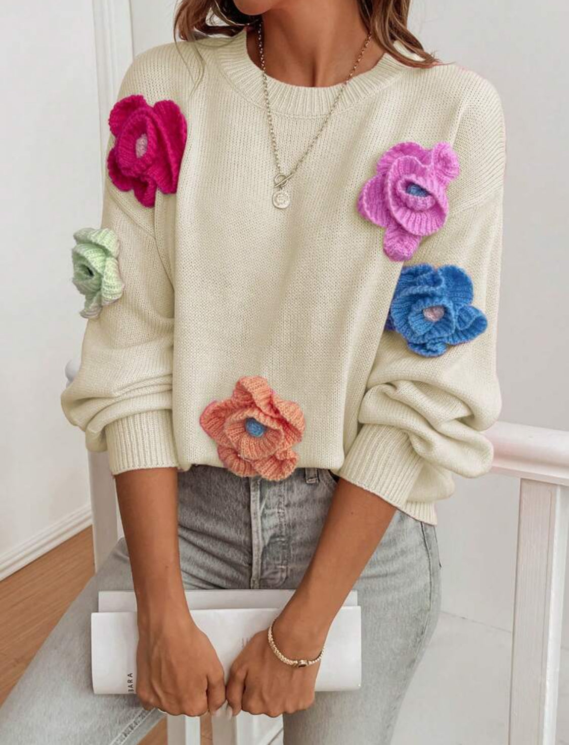 Suéter Canele con flores bordadas Talla Extra Chico