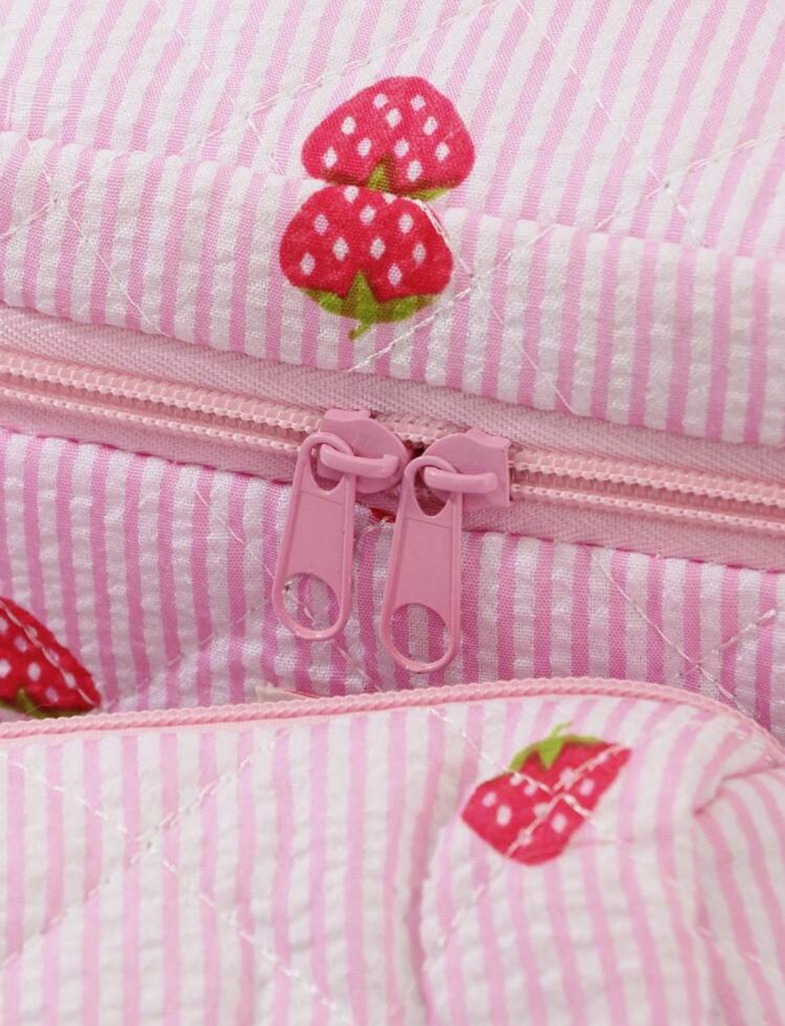 Set de bolso de maquillaje estampado de fresas