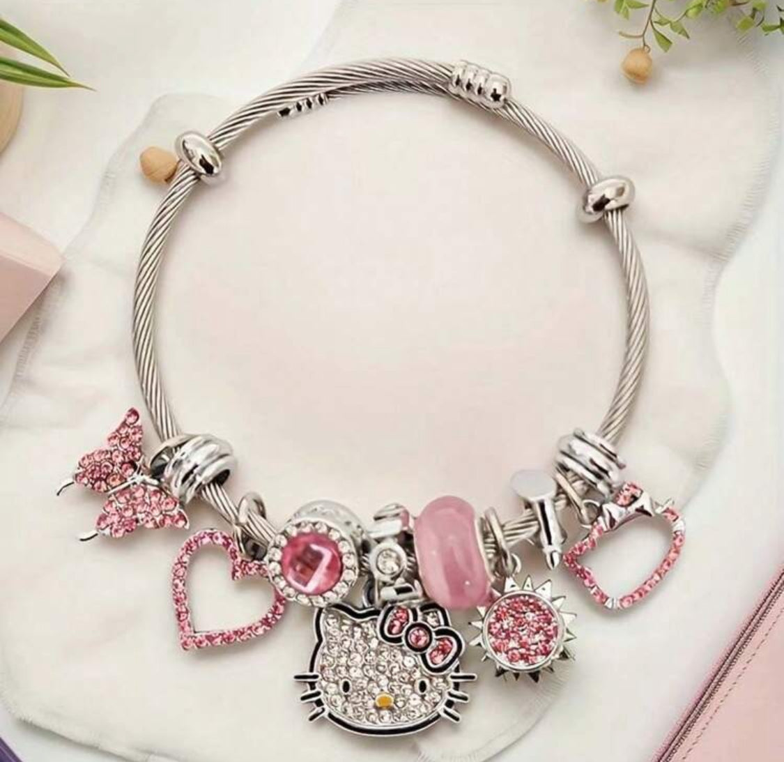 Pulsera Kitty con Charms
