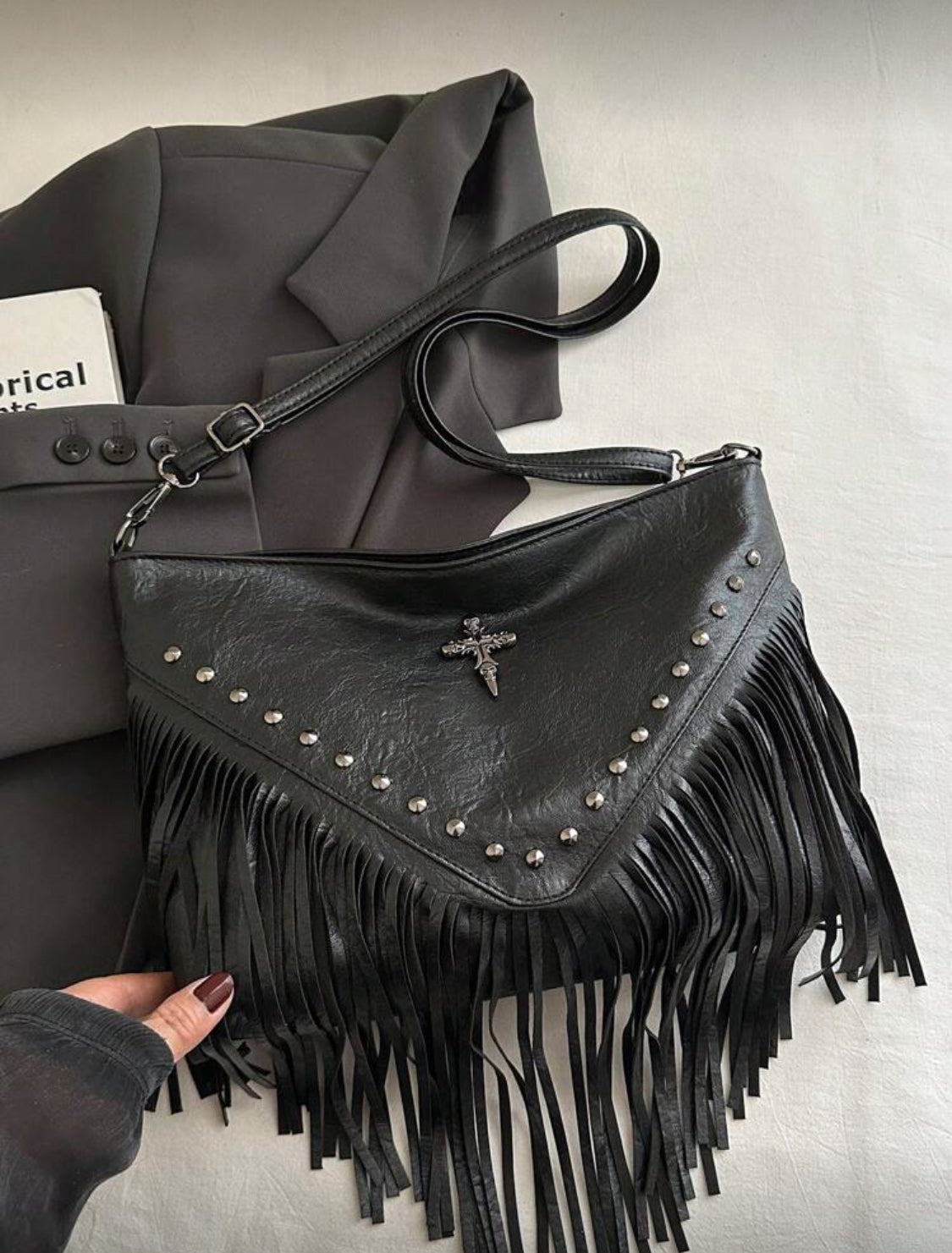 Bolsa Dark con Flequillos