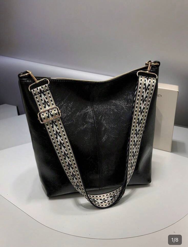 Bolso formal con correa de estampado figuras geométricas  (negro)