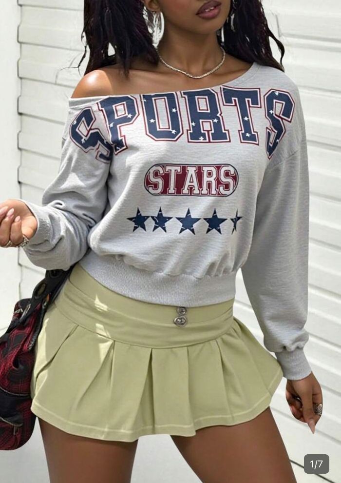 Sudadera gris de hombro descubierto estampado stars talla