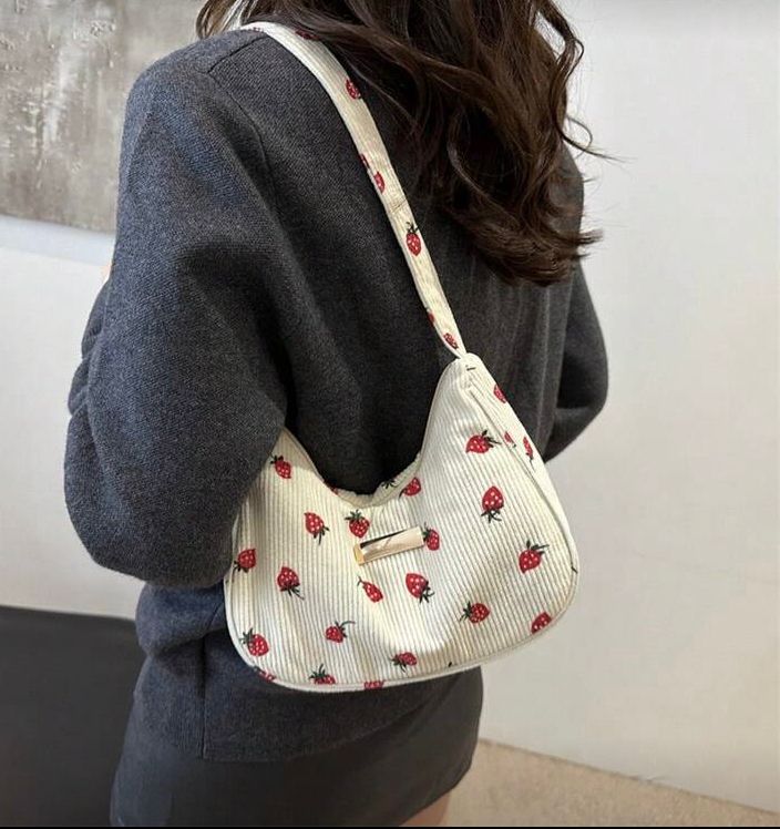 Bolso de pana de unicolor con estampado fresas , blanco