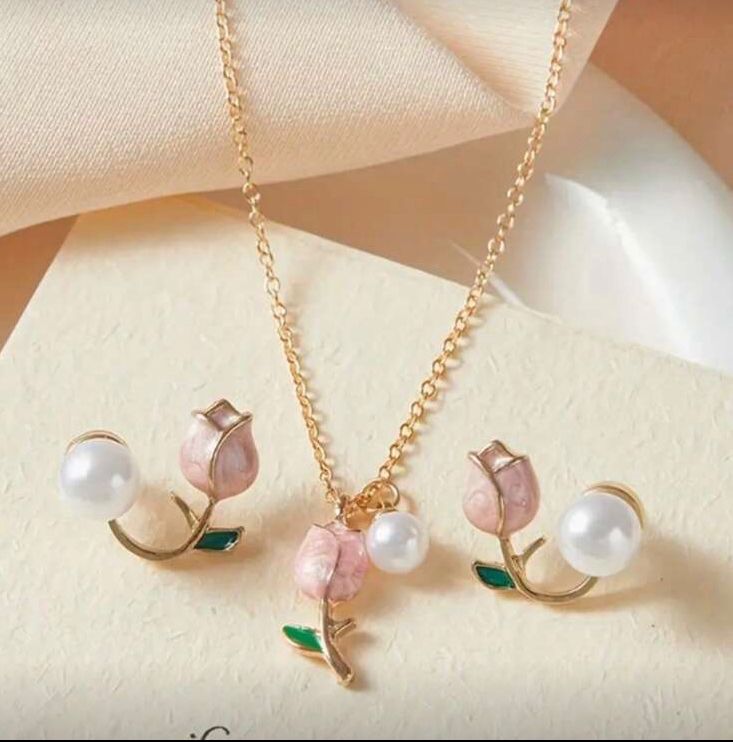 Set 2 piezas de aretes con collar con diseño de tulipán, rosa