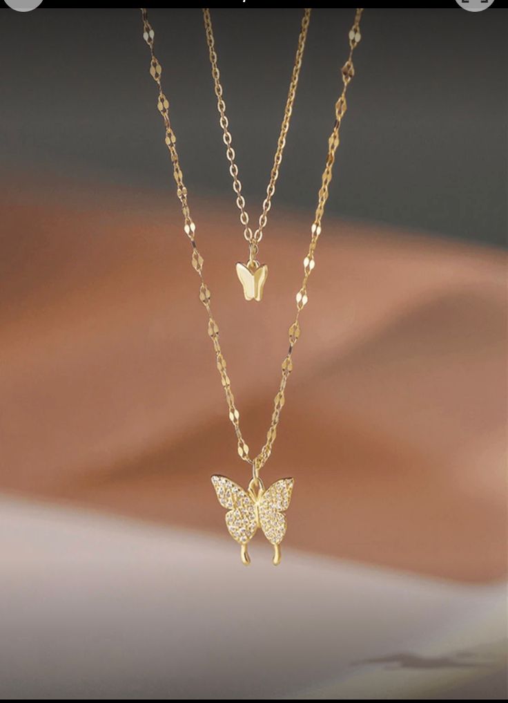 Collar de moda con diseño de doble cara c/ mariposa plata