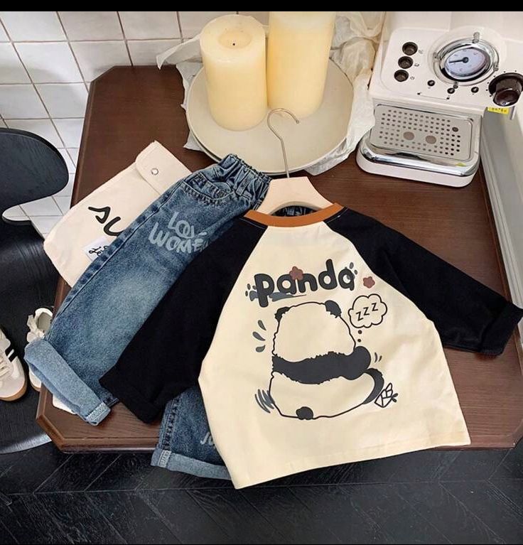 Playera infantil manga larga con estampado de panda, 7y