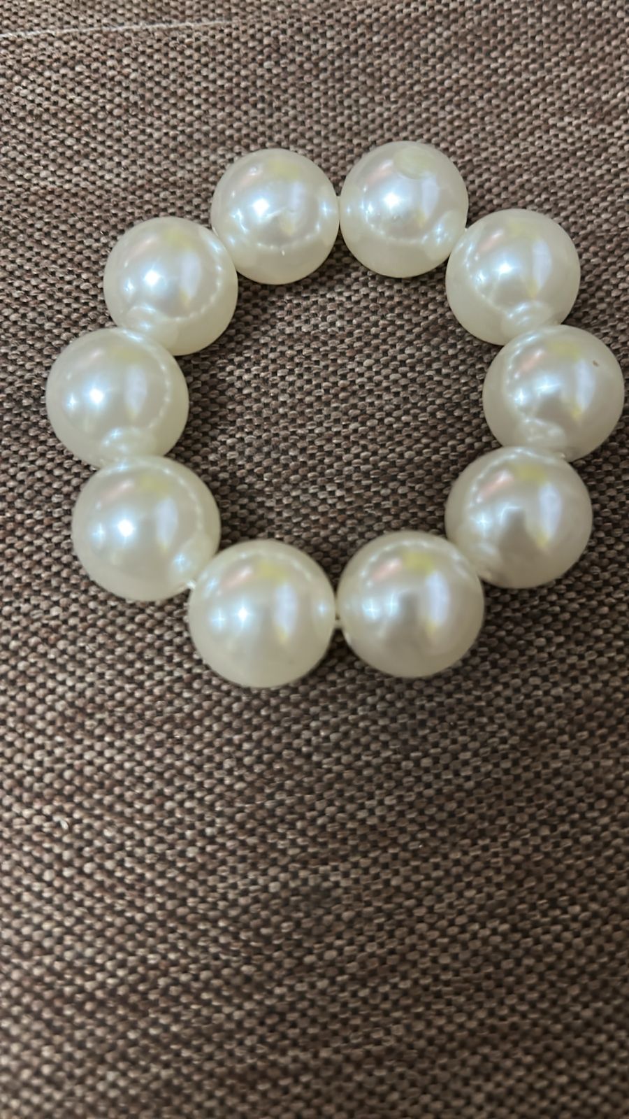 Coletero/pulsera de perlas blanca