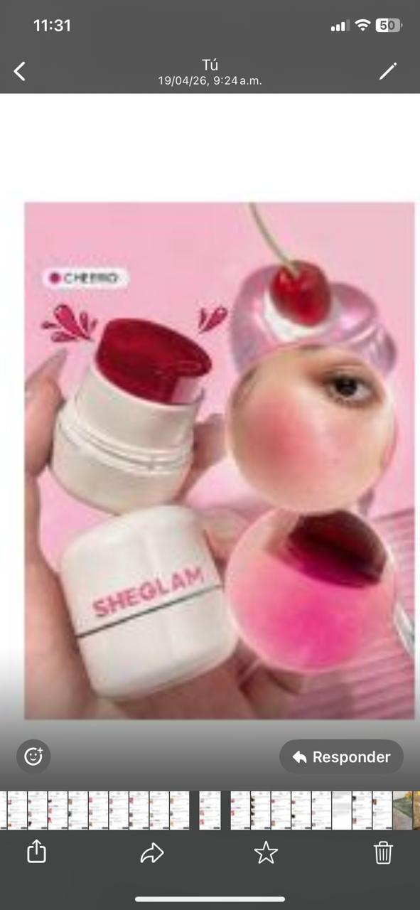Tinte hidratante para labios rojo